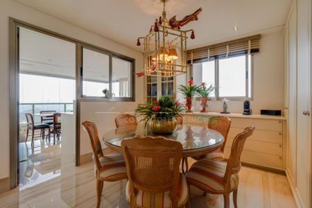 Apartamento à venda com 495m², 3 quartos e 5 vagas