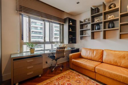 Apartamento à venda com 495m², 3 quartos e 5 vagas