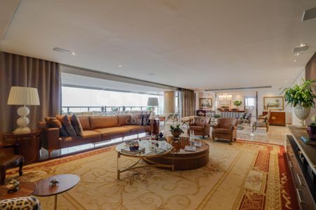 Apartamento à venda com 495m², 3 quartos e 5 vagas