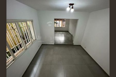 Casa à venda com 3 quartos, 179m² em Vila Sao Paulo, São Paulo