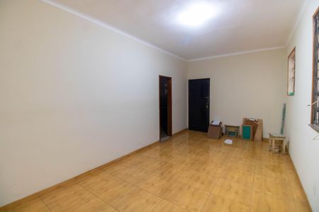 Apartamento à venda com 98m², 3 quartos e sem vaga Apartamento à venda com 98m², 3 quartos e sem vagaSala