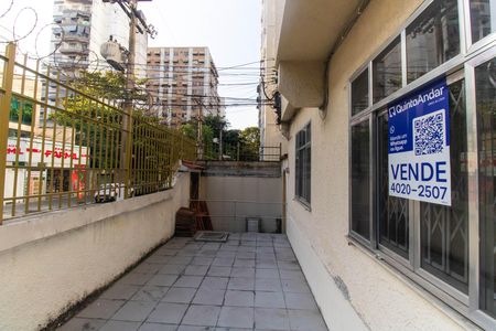 Apartamento à venda com 98m², 3 quartos e sem vaga Apartamento à venda com 98m², 3 quartos e sem vagaPlaquinha