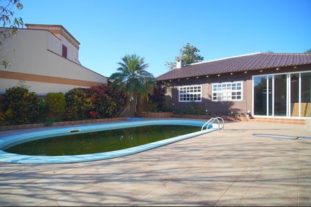 Casa à venda com 300m², 3 quartos e 5 vagasPiscina