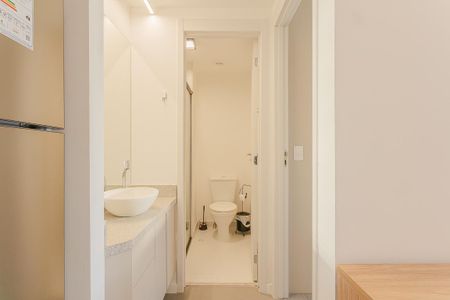 Apartamento para alugar com 28m², 1 quarto e sem vaga Apartamento para alugar com 28m², 1 quarto e sem vagaBanheiro