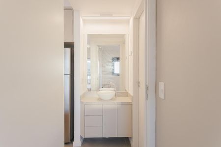 Apartamento para alugar com 28m², 1 quarto e sem vaga Apartamento para alugar com 28m², 1 quarto e sem vagaBanheiro