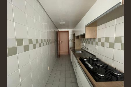 Apartamento para alugar com 102m², 2 quartos e sem vaga