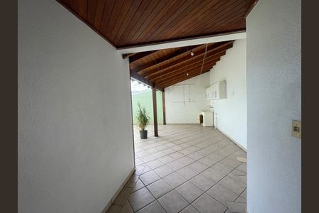 Apartamento para alugar com 102m², 2 quartos e sem vaga