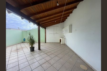 Apartamento para alugar com 102m², 2 quartos e sem vaga