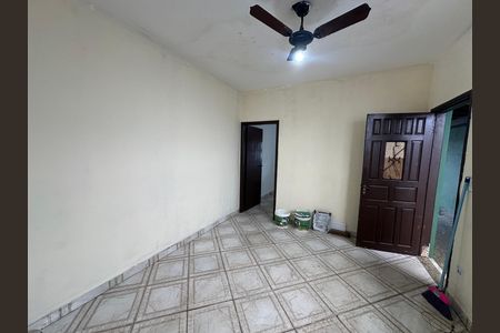 Sala de casa para alugar com 3 quartos, 90m² em Cidade Náutica, São Vicente