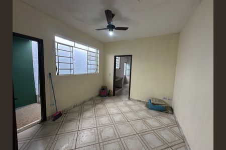 Sala de casa para alugar com 3 quartos, 90m² em Cidade Náutica, São Vicente