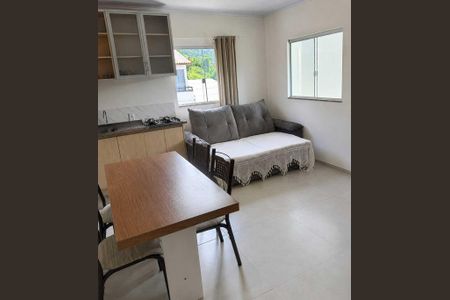 Sala de apartamento para alugar com 2 quartos, 50m² em Ingleses do Rio Vermelho, Florianópolis