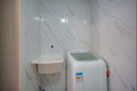 Área de Serviço de apartamento para alugar com 2 quartos, 50m² em Ingleses do Rio Vermelho, Florianópolis