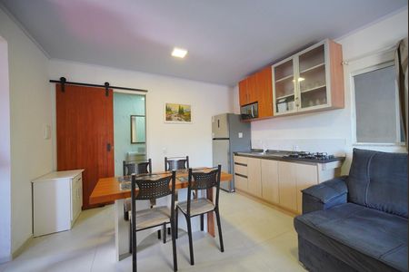Sala/Cozinha de apartamento para alugar com 2 quartos, 50m² em Ingleses do Rio Vermelho, Florianópolis