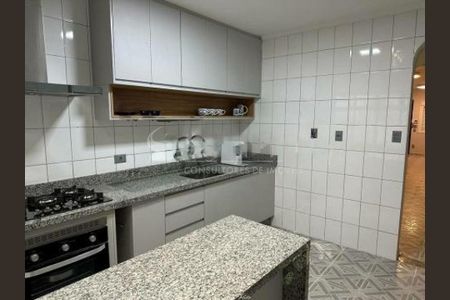 Casa à venda com 4 quartos, 184m² em Chácara Santo Antônio (Zona Sul), São Paulo