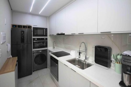 Apartamento à venda com 40m², 1 quarto e 1 vaga Apartamento à venda com 40m², 1 quarto e 1 vagaCozinha e Área de Serviço