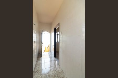 Casa para alugar com 346m², 2 quartos e 3 vagas Casa para alugar com 346m², 2 quartos e 3 vagasÁrea de Serviço 2