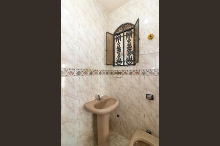 Casa para alugar com 346m², 2 quartos e 3 vagas Casa para alugar com 346m², 2 quartos e 3 vagasBanheiro 3