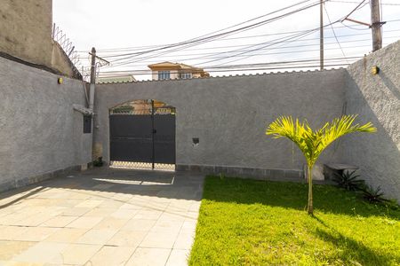 Casa para alugar com 346m², 2 quartos e 3 vagas Casa para alugar com 346m², 2 quartos e 3 vagasGaragem