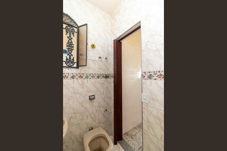 Casa para alugar com 346m², 2 quartos e 3 vagas Casa para alugar com 346m², 2 quartos e 3 vagasBanheiro 3