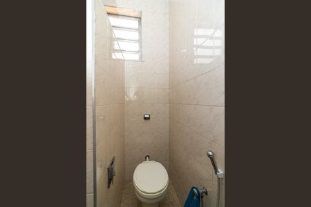 Casa para alugar com 346m², 2 quartos e 3 vagas Casa para alugar com 346m², 2 quartos e 3 vagasBanheiro 1