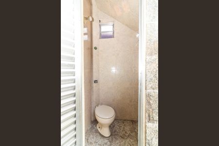 Casa para alugar com 346m², 2 quartos e 3 vagas Casa para alugar com 346m², 2 quartos e 3 vagasBanheiro 2