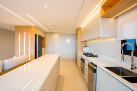 Apartamento para alugar com 130m², 3 quartos e 3 vagas Apartamento para alugar com 130m², 3 quartos e 3 vagasCozinhaCozinha