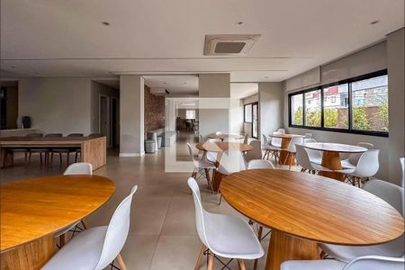 Apartamento para alugar com 130m², 3 quartos e 3 vagas Apartamento para alugar com 130m², 3 quartos e 3 vagasÁrea comum - Salão de festas