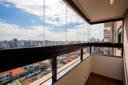 Apartamento para alugar com 130m², 3 quartos e 3 vagas Apartamento para alugar com 130m², 3 quartos e 3 vagasVaranda do quarto 1