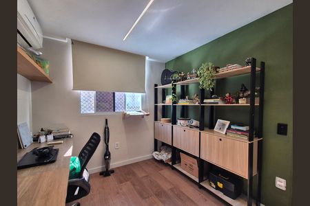 Apartamento à venda com 2 quartos, 43m² em Vargem Grande, Rio de Janeiro