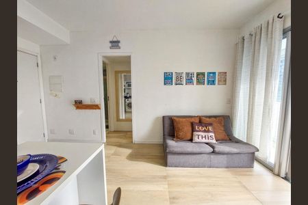 Sala de apartamento para alugar com 1 quarto, 33m² em Chácara Santo Antônio, São Paulo