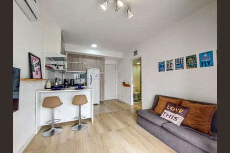Sala de apartamento para alugar com 1 quarto, 33m² em Chácara Santo Antônio, São Paulo