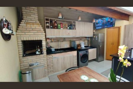Casa à venda com 3 quartos, 139m² em Vila Isa, São Paulo