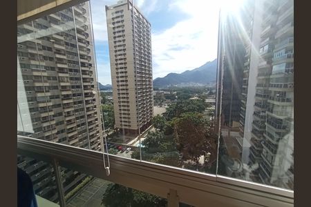 Apartamento à venda com 65m², 1 quarto e 1 vagaVista 