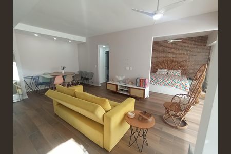 Sala de apartamento à venda com 1 quarto, 65m² em Barra da Tijuca, Rio de Janeiro