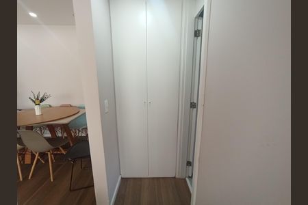 Apartamento à venda com 65m², 1 quarto e 1 vagaCorredor 