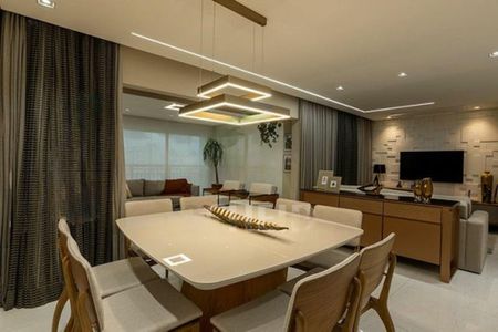 Apartamento à venda com 3 quartos, 172m² em Indianópolis, São Paulo