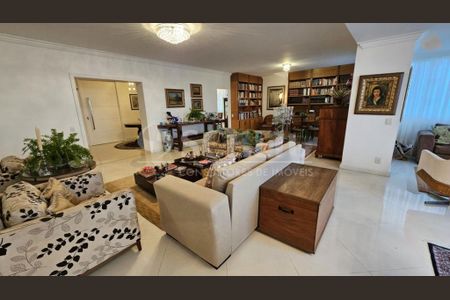 Apartamento à venda com 411m², 4 quartos e 3 vagas