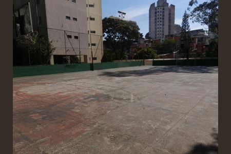 Apartamento à venda com 68m², 2 quartos e 1 vaga