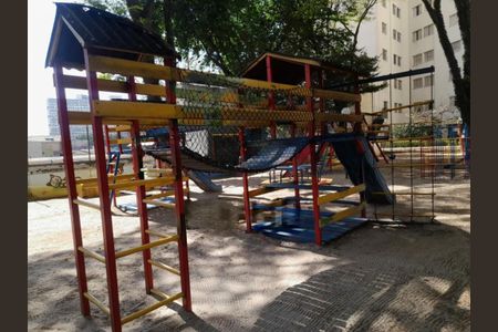 Apartamento à venda com 68m², 2 quartos e 1 vaga