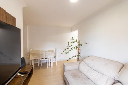Apartamento para alugar com 74m², 3 quartos e 1 vaga Apartamento para alugar com 74m², 3 quartos e 1 vagaSala