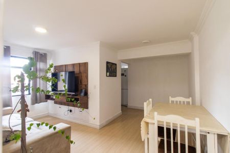 Sala de apartamento para alugar com 3 quartos, 74m² em Novo Mundo, Curitiba