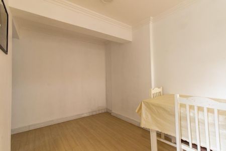 Sala de apartamento para alugar com 3 quartos, 74m² em Novo Mundo, Curitiba