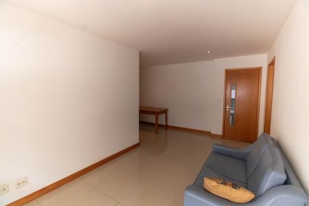 Sala de apartamento para alugar com 2 quartos, 73m² em São Francisco, Niterói