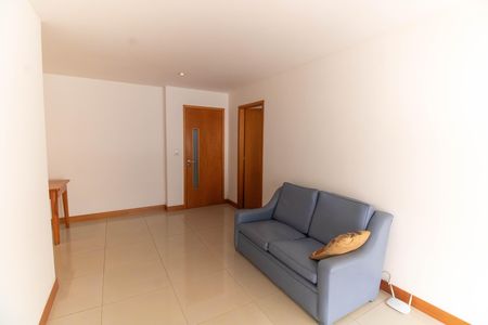 Sala de apartamento para alugar com 2 quartos, 73m² em São Francisco, Niterói