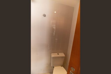 Apartamento para alugar com 73m², 2 quartos e 1 vaga Apartamento para alugar com 73m², 2 quartos e 1 vagaBanheiro de serviço