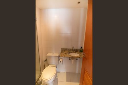 Apartamento para alugar com 73m², 2 quartos e 1 vaga Apartamento para alugar com 73m², 2 quartos e 1 vagaBanheiro Social