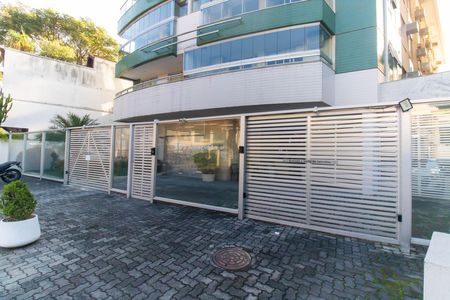 Apartamento para alugar com 73m², 2 quartos e 1 vaga Apartamento para alugar com 73m², 2 quartos e 1 vagaFachada