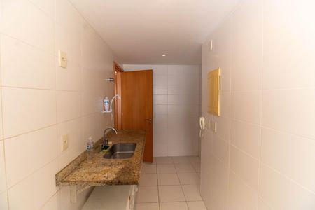 Apartamento para alugar com 73m², 2 quartos e 1 vaga Apartamento para alugar com 73m², 2 quartos e 1 vagaCozinha e Área de Serviço