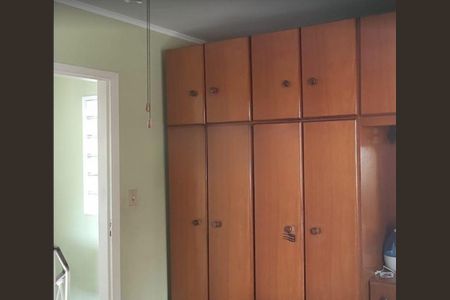 Casa à venda com 5 quartos, 244m² em Vila Mira, São Paulo