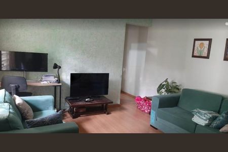 Casa à venda com 5 quartos, 244m² em Vila Mira, São Paulo